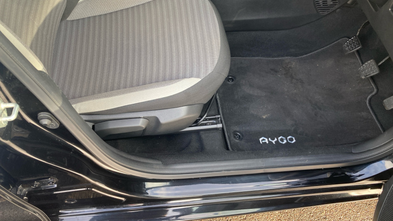 Toyota Aygo 1.0 VVT-i X-Trend 5dr Petrol Hatchback